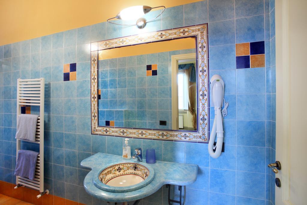 Villa Lucrezia Флоренция Номер фото